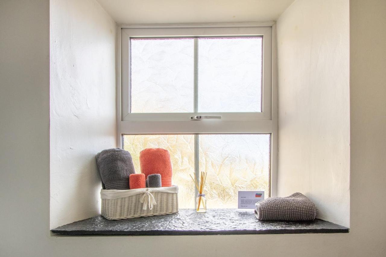 Blue Sky Cottage, Doolin Carrowauff Екстериор снимка