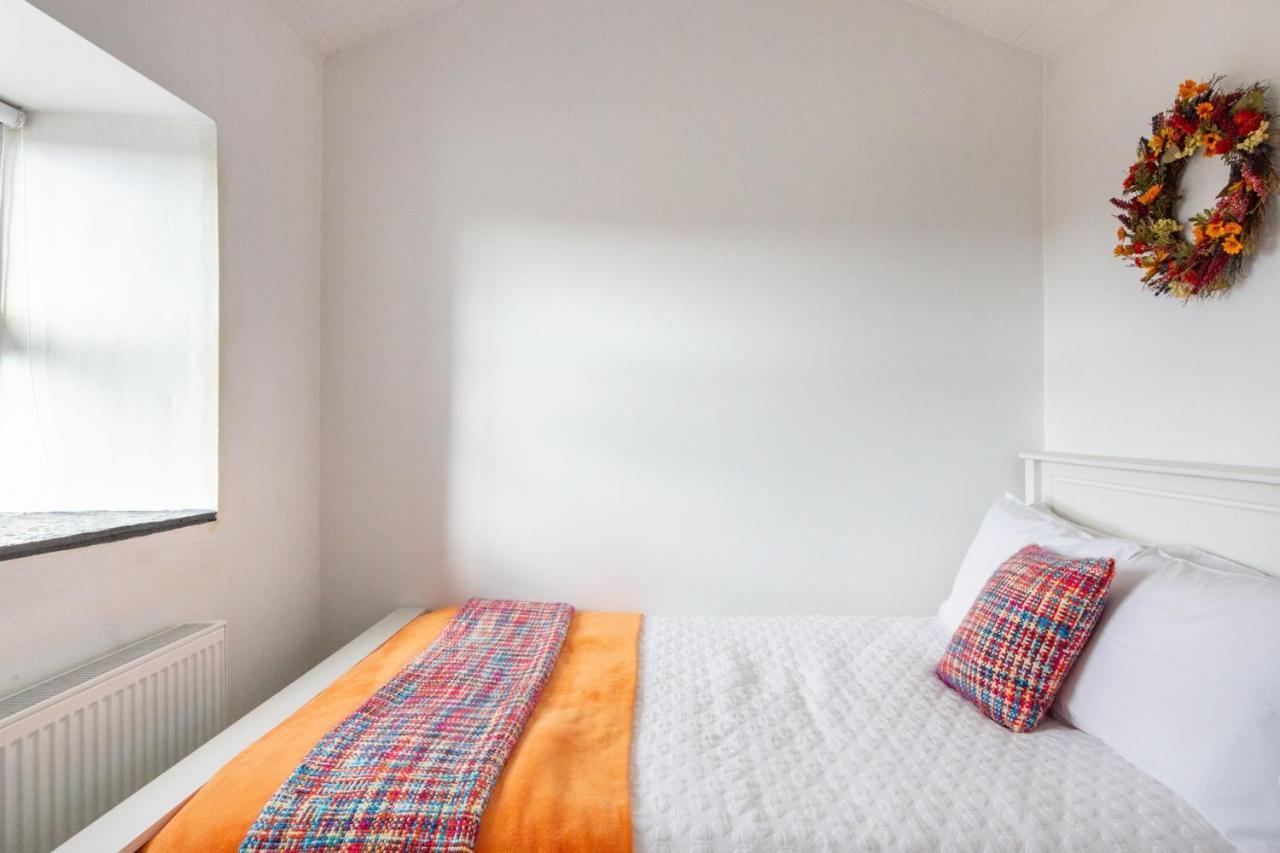 Blue Sky Cottage, Doolin Carrowauff Екстериор снимка