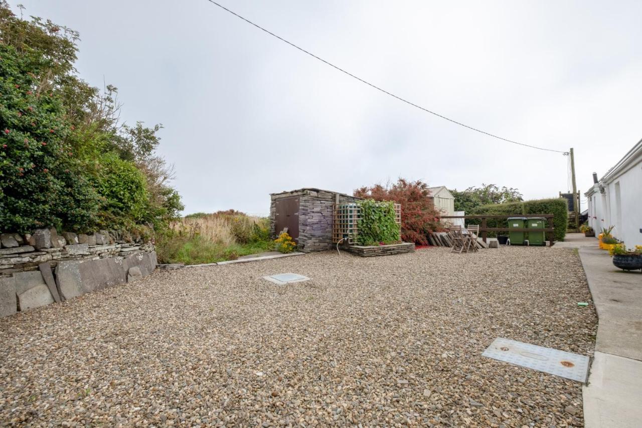 Blue Sky Cottage, Doolin Carrowauff Екстериор снимка
