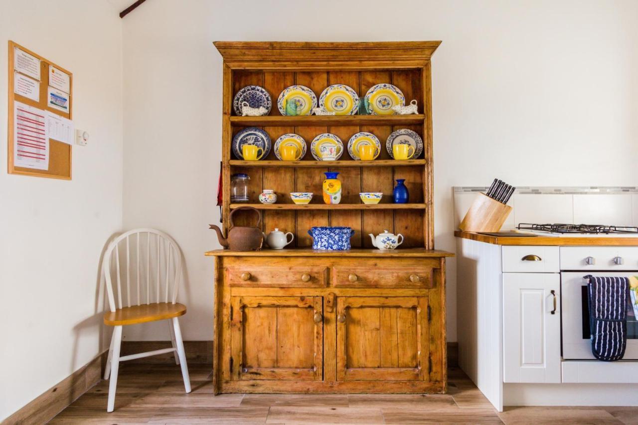 Blue Sky Cottage, Doolin Carrowauff Екстериор снимка
