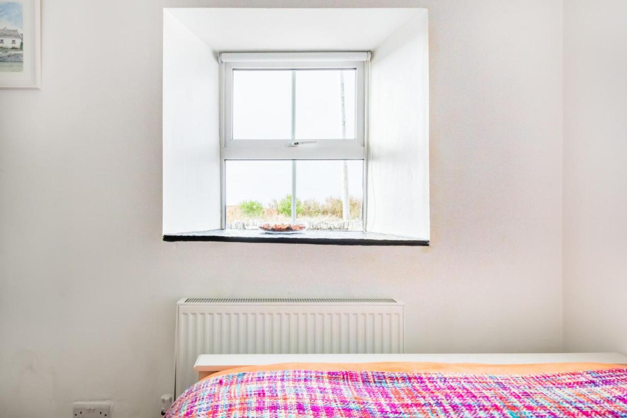 Blue Sky Cottage, Doolin Carrowauff Екстериор снимка