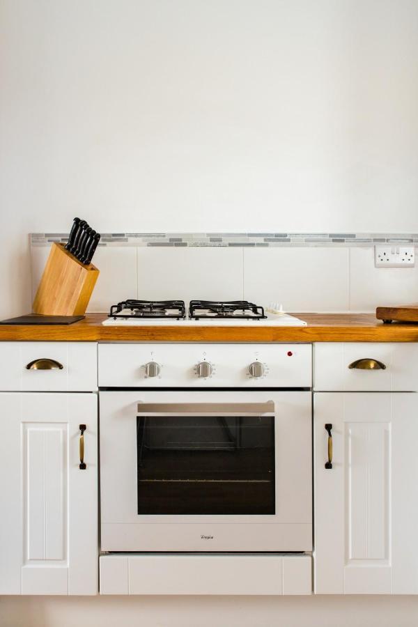 Blue Sky Cottage, Doolin Carrowauff Екстериор снимка