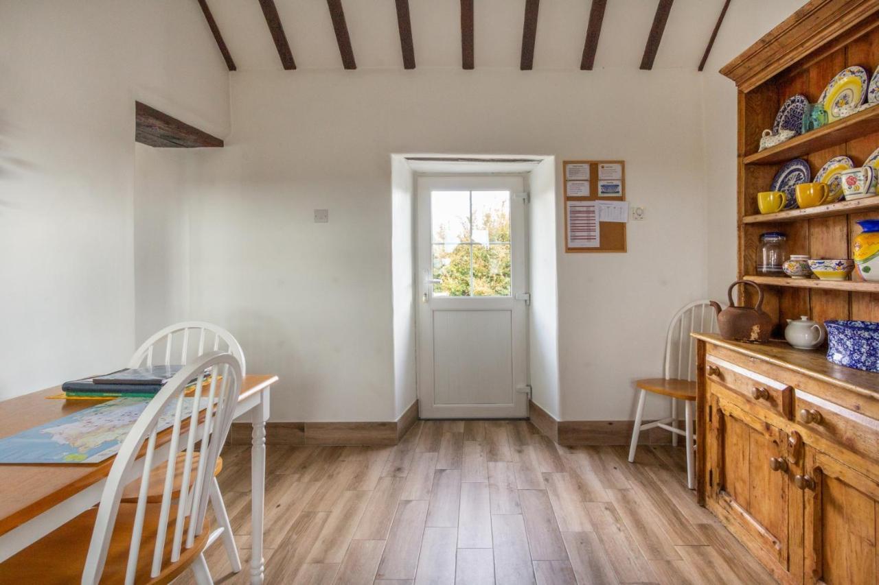 Blue Sky Cottage, Doolin Carrowauff Екстериор снимка